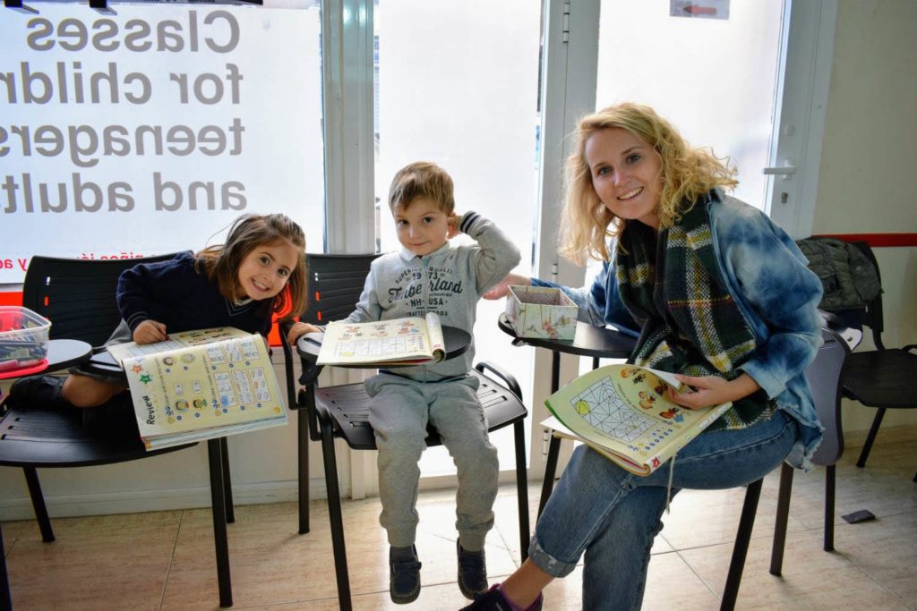 English classes for children from 5 to 6 years old photo