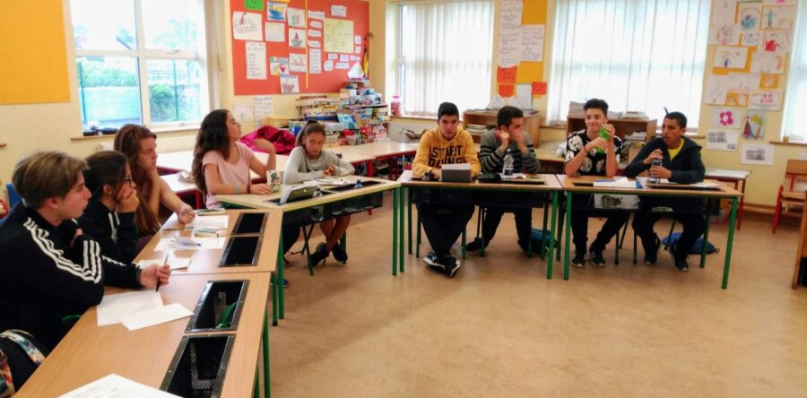 English classes for teenagers from 15 to 17 years old