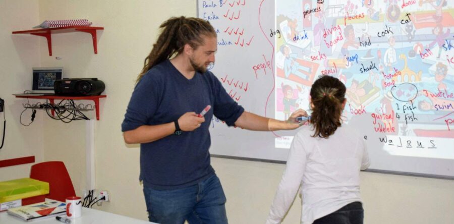 English classes for children from 10 to 11 years old