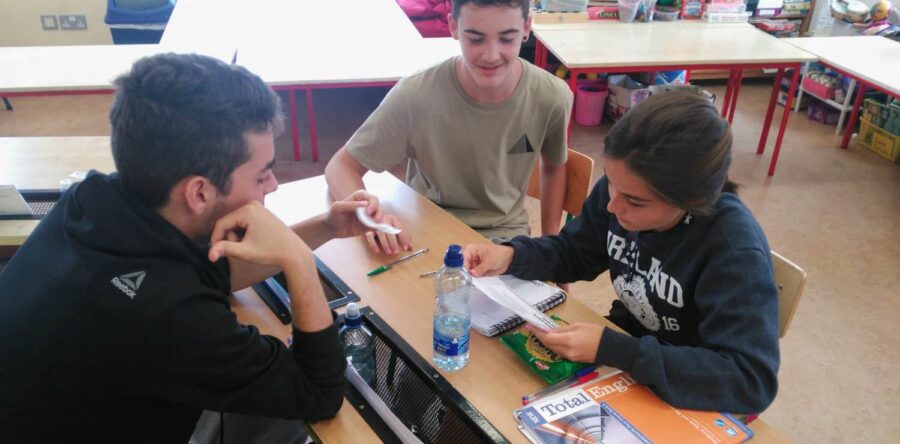 C1 level English classes for teenagers